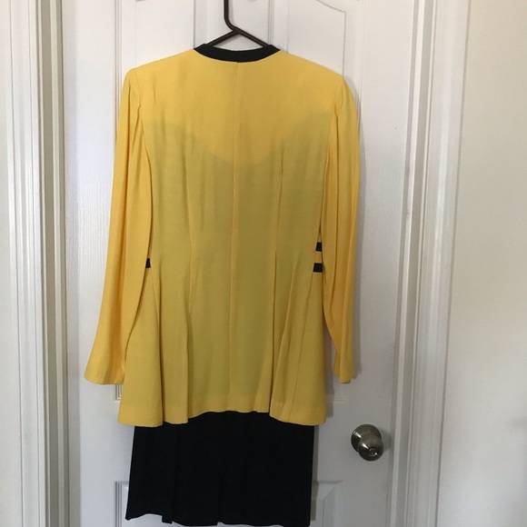 ‼️ SALE‼️ Vintage Beautiful Dress & Jacket - Picture 2 of 5